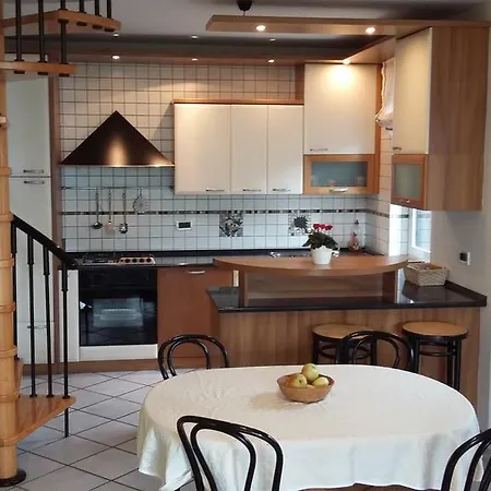 Апартаменты Orange Tree