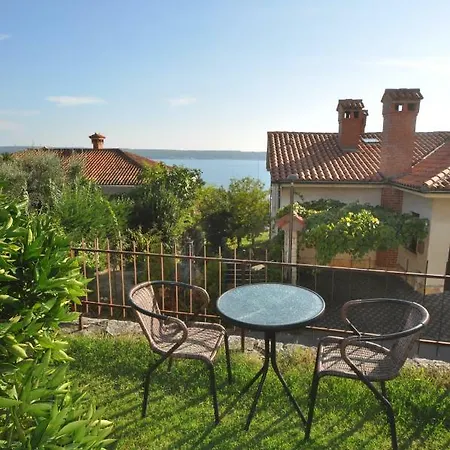 Orange Tree Апартаменты